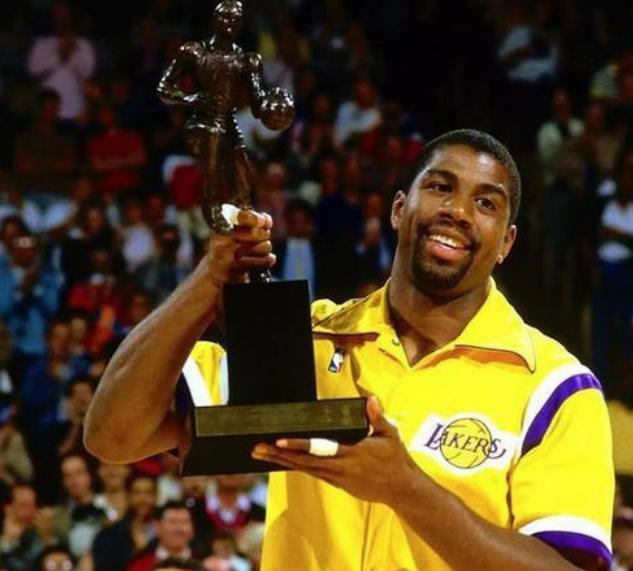 在足球界站 在足球界站