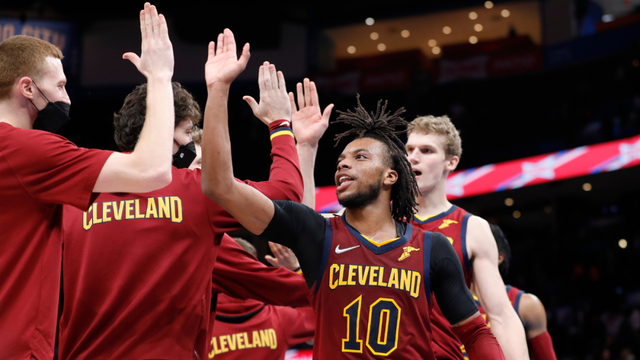 中场核心的 中场核心的