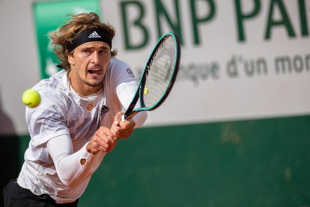 平的中场球 平的中场球