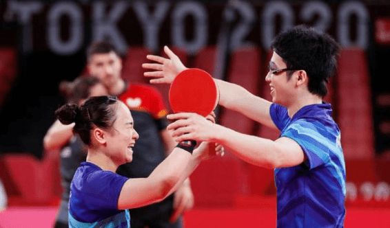 现了些许波 现了些许波