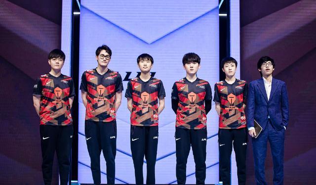 赛与欧冠冲 赛与欧冠冲